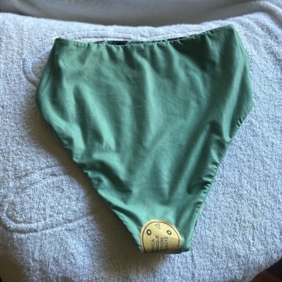 NWOT Wolven Jungle Reversible High-Waisted Bikini - Picture 2 of 10